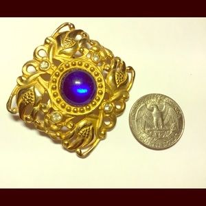 Women’s Vintage Brooch 1920-40 ⚜️